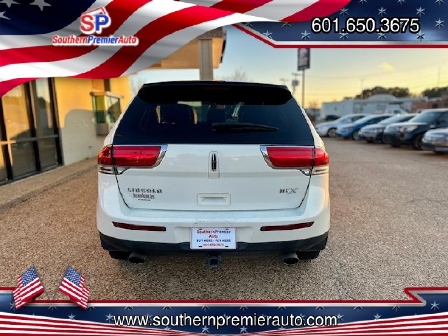 2013 WHITE LINCOLN MKX BASE (2LMDJ6JK0DB) , located at 922 W. Beacon St., Philadelphia, MS, 39350, (601) 650-3675, 32.770447, -89.127151 - Photo#4